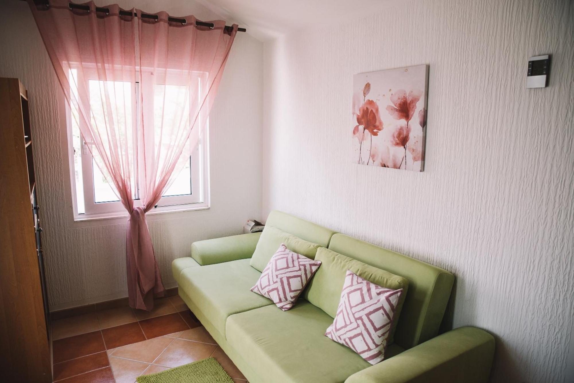 Apartments Hollaj ウルツィニ エクステリア 写真