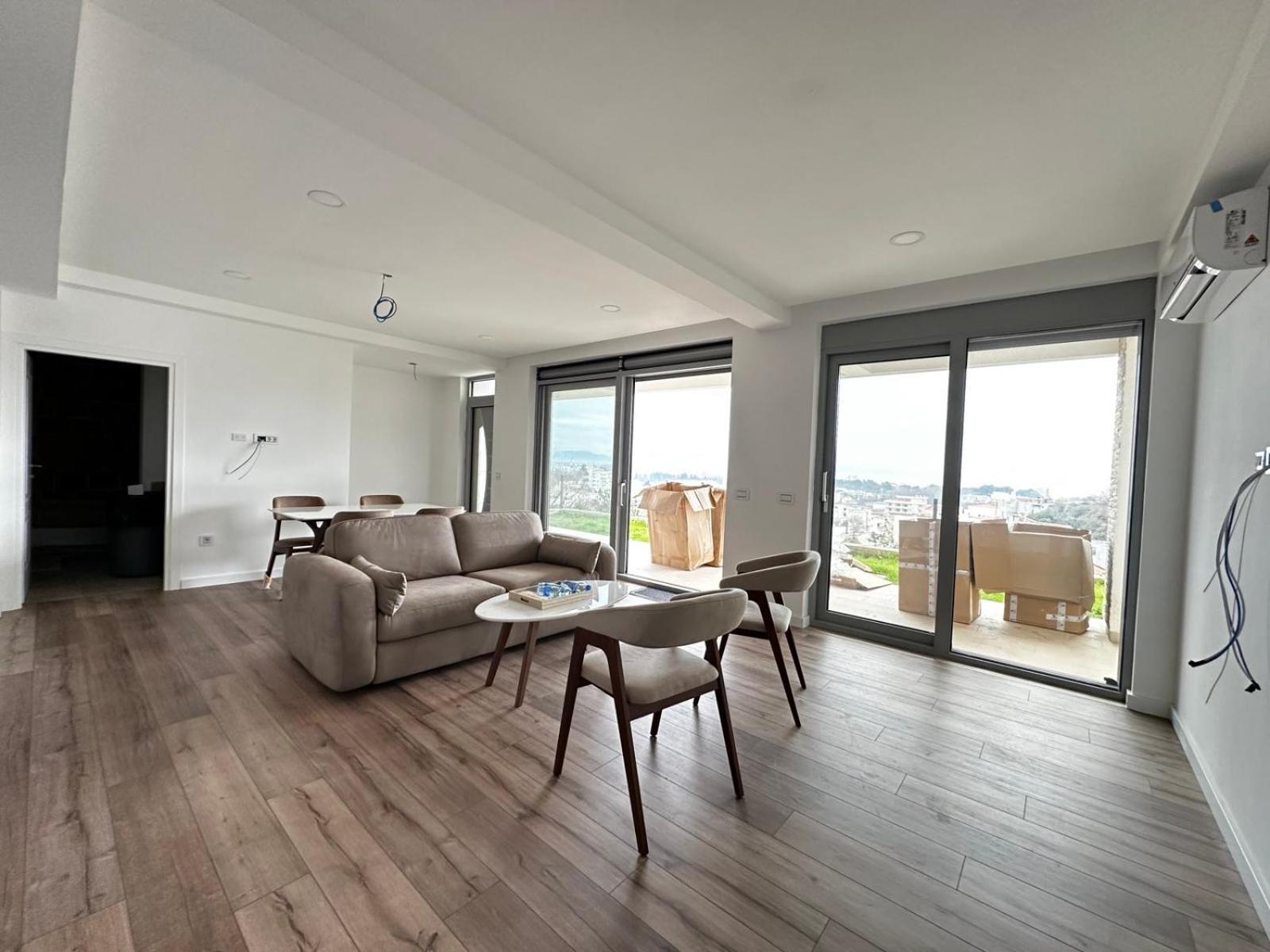 Apartments Hollaj ウルツィニ エクステリア 写真